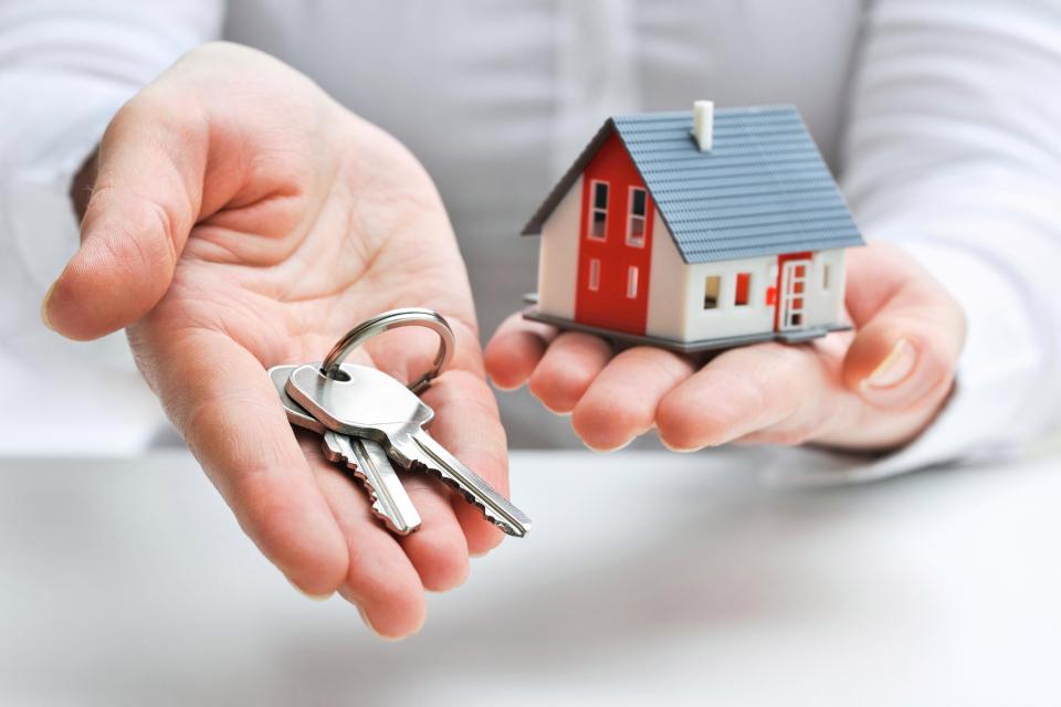 house and keys